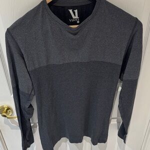 Vuori Charcoal Long Sleeve Top